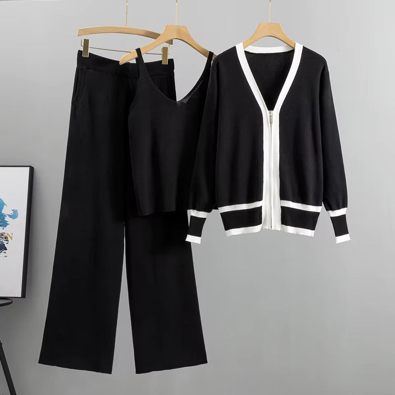 Daisy - Chic Three-Piece